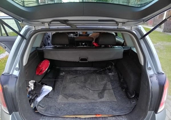 Opel Astra cena 10300 przebieg: 359300, rok produkcji 2007 z Olkusz małe 326